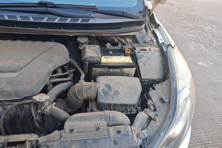 Used Hyundai Elantra (5th Generation / Langdong) 2013 1.6L Automatic Leading Model Engine Bay Left