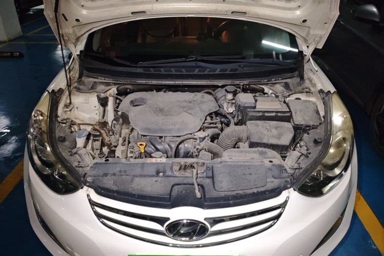 Used Hyundai Elantra (5th Generation / Langdong) 2013 1.6L Automatic Leading Model Engine Bay