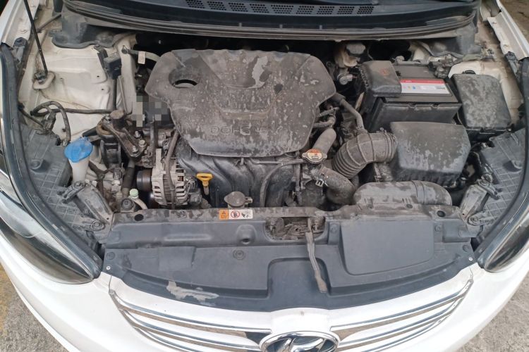 Used Hyundai Elantra (5th Generation / Langdong) 2013 1.6L Automatic Luxury Model Engine Bay