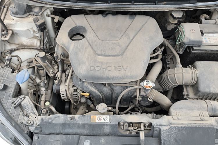 Used Hyundai Elantra (5th Generation / Langdong) 2013 1.6L Automatic Luxury Model Engine Bay