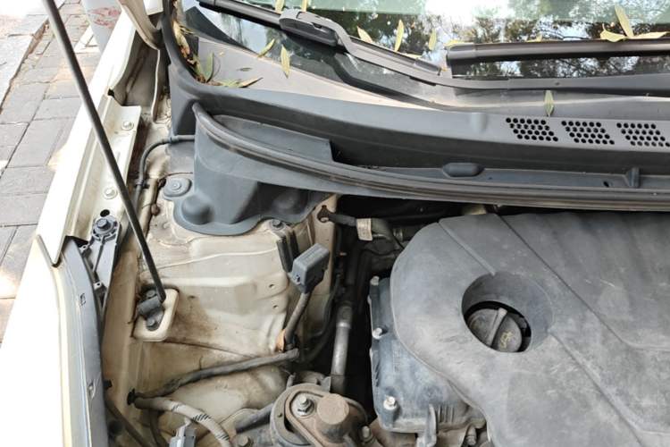 Used Hyundai Elantra (5th Generation / Langdong) 2013 1.6L Automatic Leading Model Engine Bay Right