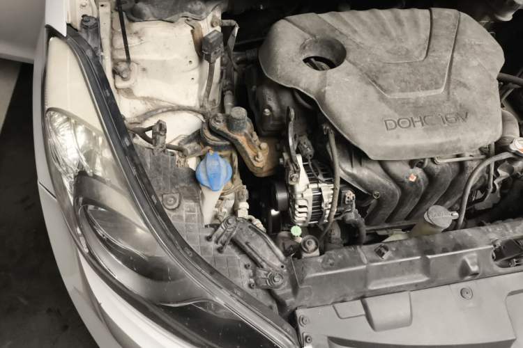 Used Hyundai Elantra (5th Generation / Langdong) 2013 1.6L Automatic Leading Model Engine Bay Right