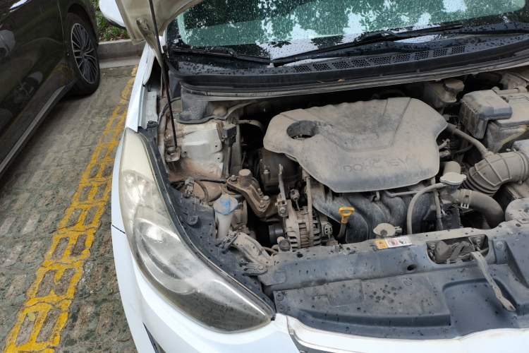 Used Hyundai Elantra (5th Generation / Langdong) 2013 1.6L Automatic Leading Model Engine Bay Right