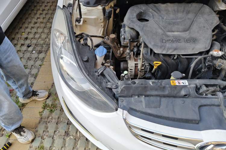 Used Hyundai Elantra (5th Generation / Langdong) 2013 1.6L Automatic Leading Model Engine Bay Right
