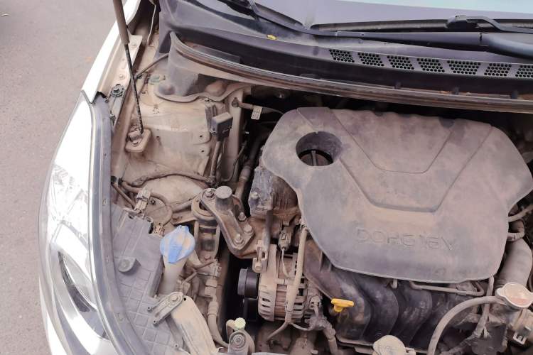 Used Hyundai Elantra (5th Generation / Langdong) 2013 1.6L Automatic Luxury Model Engine Bay Right