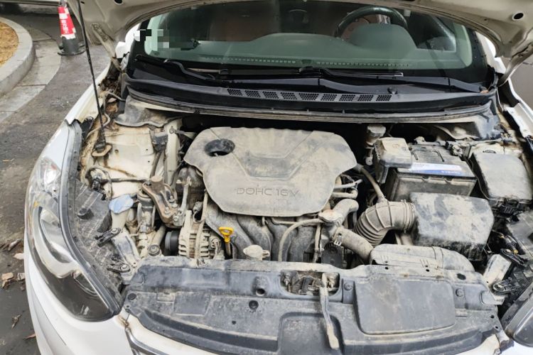 Used Hyundai Elantra (5th Generation / Langdong) 2013 1.6L Automatic Leading Model Engine Bay Right