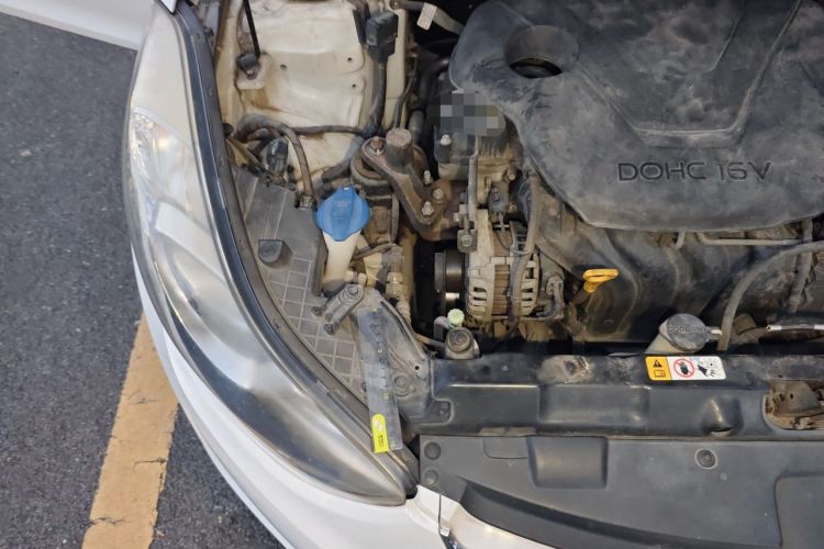 Used Hyundai Elantra (5th Generation / Langdong) 2013 1.6L Automatic Leading Model Engine Bay Right
