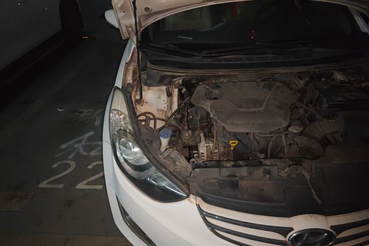 Used Hyundai Elantra (5th Generation / Langdong) 2013 1.6L Automatic Leading Model Engine Bay Right