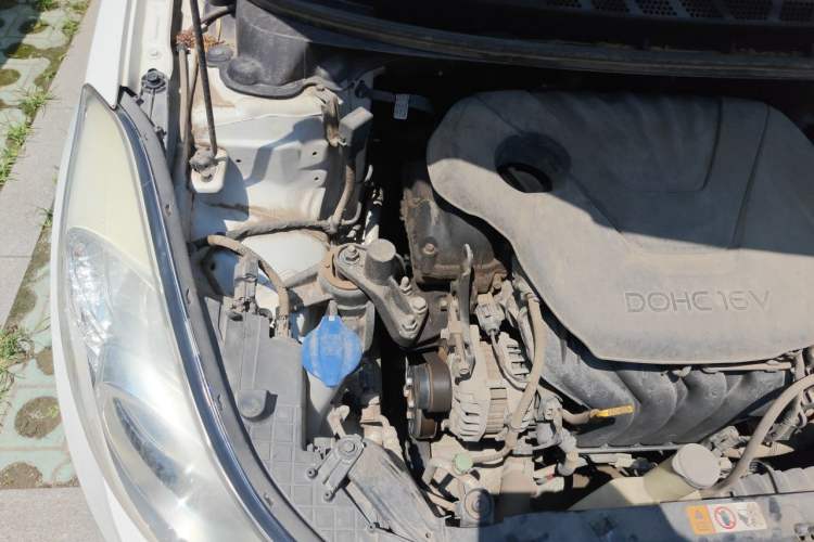 Used Hyundai Elantra (5th Generation / Langdong) 2013 1.6L Automatic Leading Model Engine Bay Right