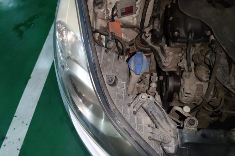 Used Hyundai Elantra (5th Generation / Langdong) 2013 1.6L Automatic Leading Model Engine Bay Right