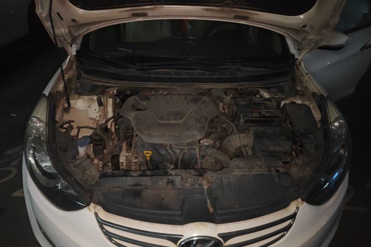 Used Hyundai Elantra (5th Generation / Langdong) 2013 1.6L Automatic Leading Model Engine Bay
