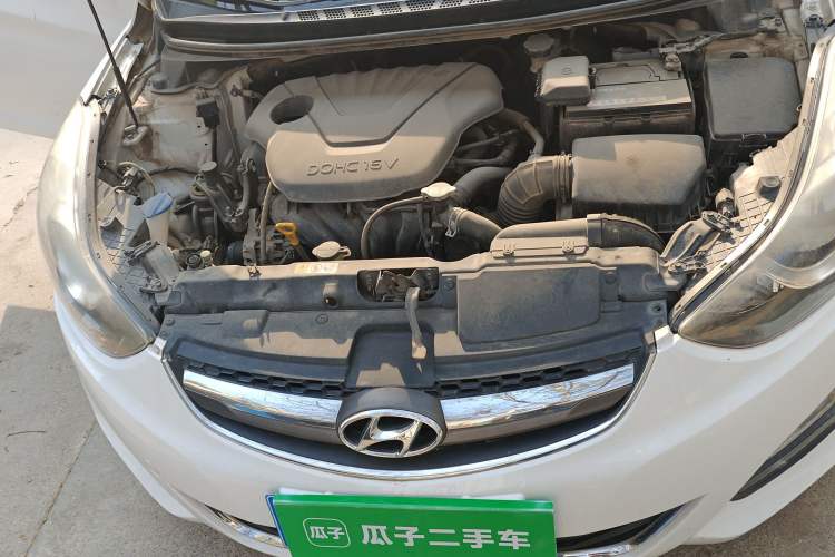 Used Hyundai Elantra (5th Generation / Langdong) 2013 1.6L Automatic Leading Model Engine Bay