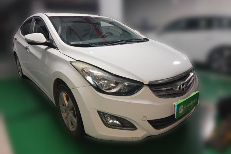 Used Hyundai Elantra (5th Generation / Langdong) 2013 1.6L Automatic Leading Model Front Right 45 Deg