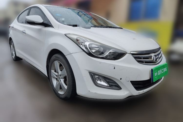 Used Hyundai Elantra (5th Generation / Langdong) 2013 1.6L Automatic Leading Model Front Right 45 Deg