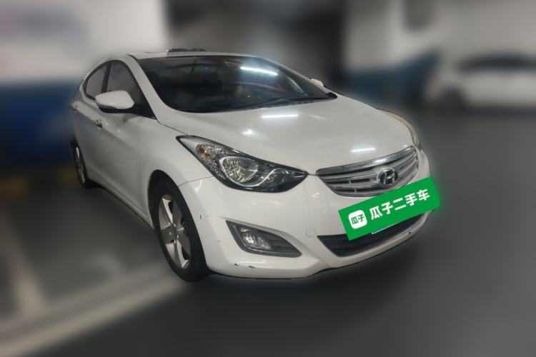 Used Hyundai Elantra (5th Generation / Langdong) 2013 1.6L Automatic Luxury Model Front Right 45 Deg