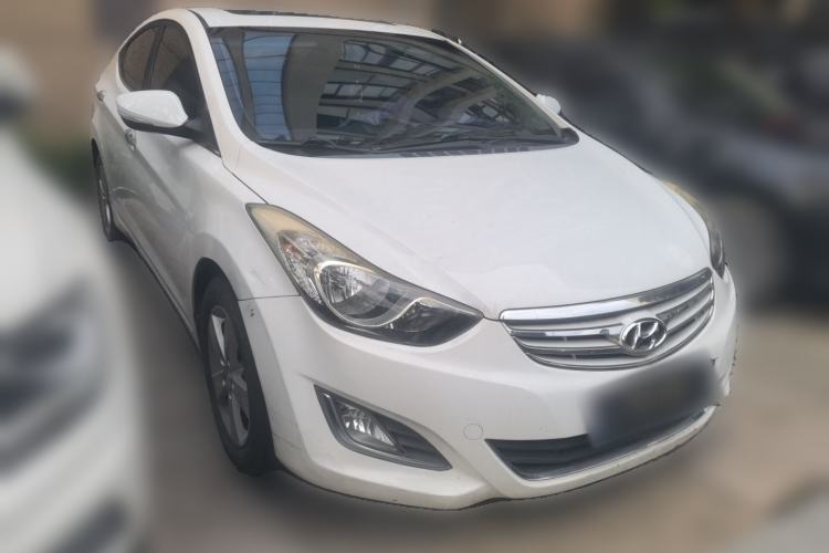 Used Hyundai Elantra (5th Generation / Langdong) 2013 1.6L Automatic Luxury Model Front Right 45 Deg
