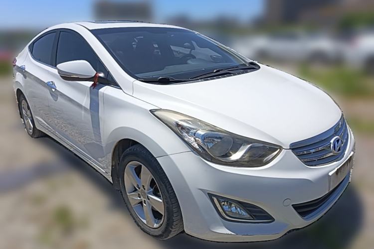 Used Hyundai Elantra (5th Generation / Langdong) 2013 1.6L Automatic Luxury Model Front Right 45 Deg
