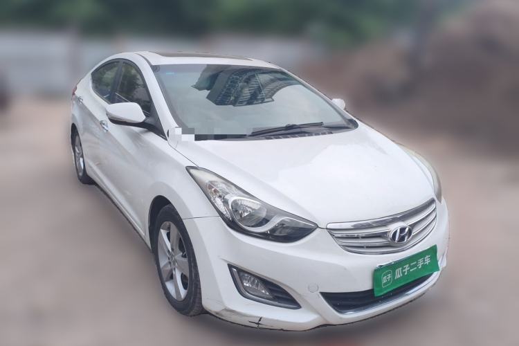 Used Hyundai Elantra (5th Generation / Langdong) 2013 1.6L Automatic Leading Model Front Right 45 Deg
