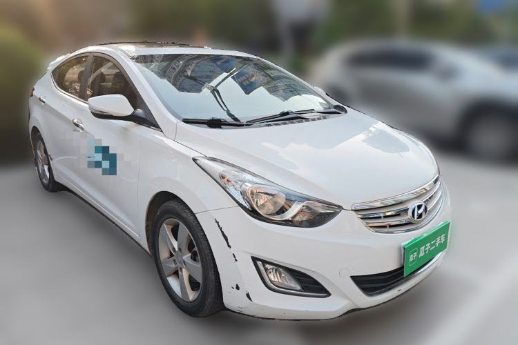 Used Hyundai Elantra (5th Generation / Langdong) 2013 1.6L Automatic Luxury Model Front Right 45 Deg