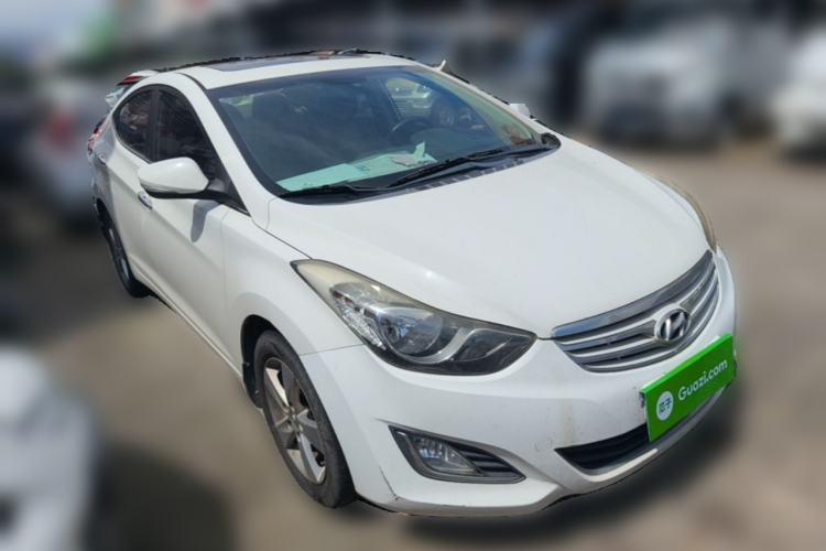Used Hyundai Elantra (5th Generation / Langdong) 2013 1.6L Automatic Leading Model Front Right 45 Deg