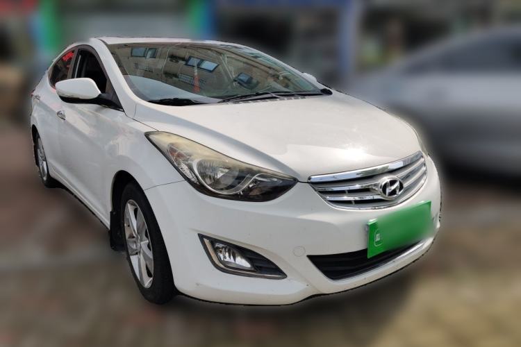 Used Hyundai Elantra (5th Generation / Langdong) 2013 1.6L Automatic Leading Model Front Right 45 Deg