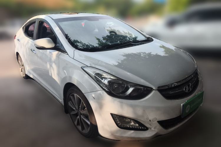 Used Hyundai Elantra (5th Generation / Langdong) 2013 1.6L Automatic Leading Model Front Right 45 Deg