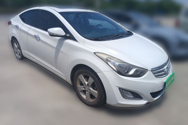 Used Hyundai Elantra (5th Generation / Langdong) 2013 1.6L Automatic Leading Model Front Right 45 Deg