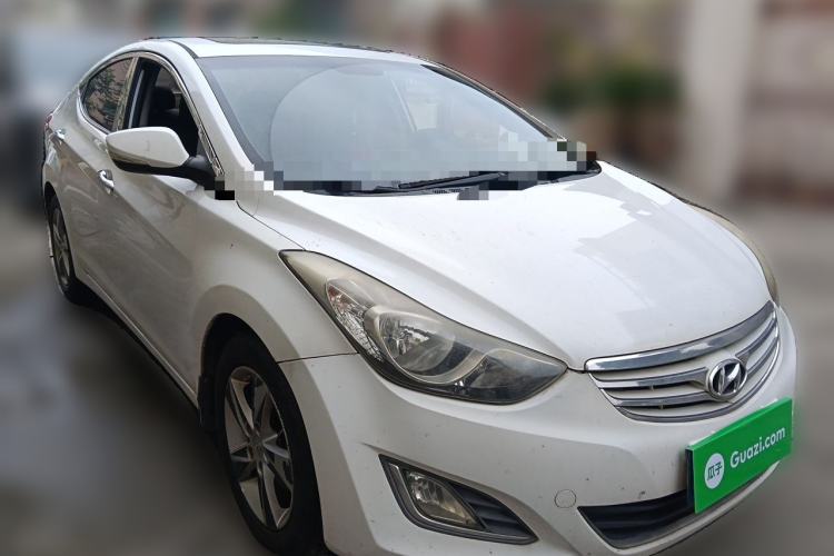 Used Hyundai Elantra (5th Generation / Langdong) 2013 1.6L Automatic Leading Model Front Right 45 Deg