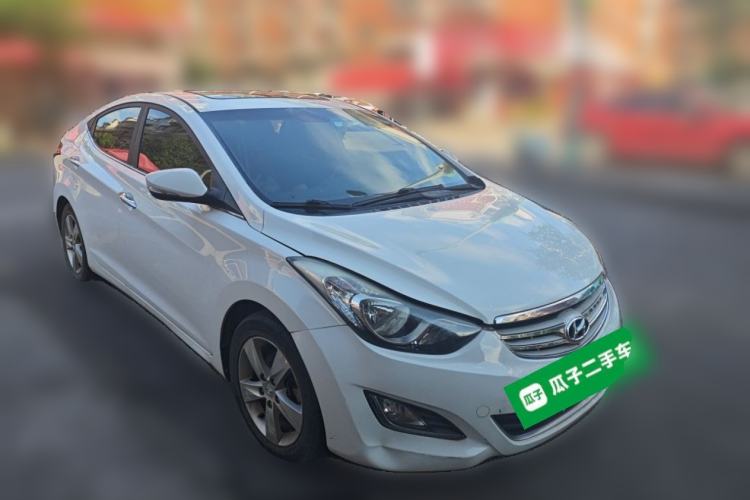 Used Hyundai Elantra (5th Generation / Langdong) 2013 1.6L Automatic Leading Model Front Right 45 Deg