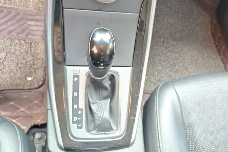 Used Hyundai Elantra (5th Generation / Langdong) 2013 1.6L Automatic Luxury Model Gear Lever