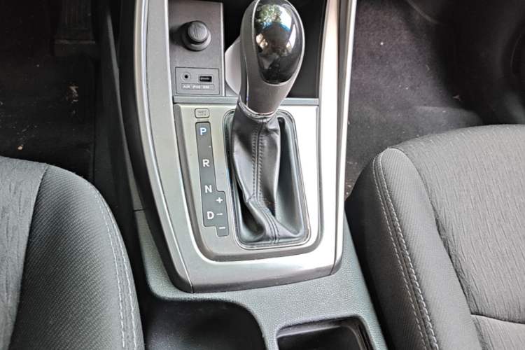 Used Hyundai Elantra (5th Generation / Langdong) 2013 1.6L Automatic Leading Model Gear Lever