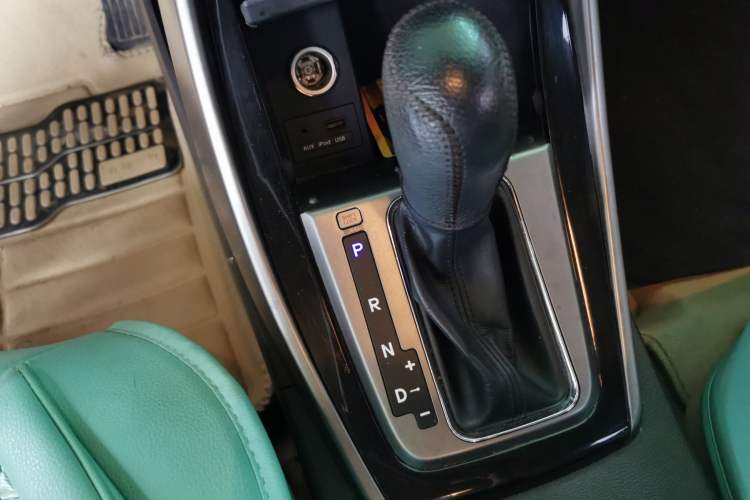 Used Hyundai Elantra (5th Generation / Langdong) 2013 1.6L Automatic Leading Model Gear Lever