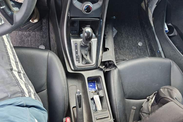 Used Hyundai Elantra (5th Generation / Langdong) 2013 1.6L Automatic Leading Model Gear Lever