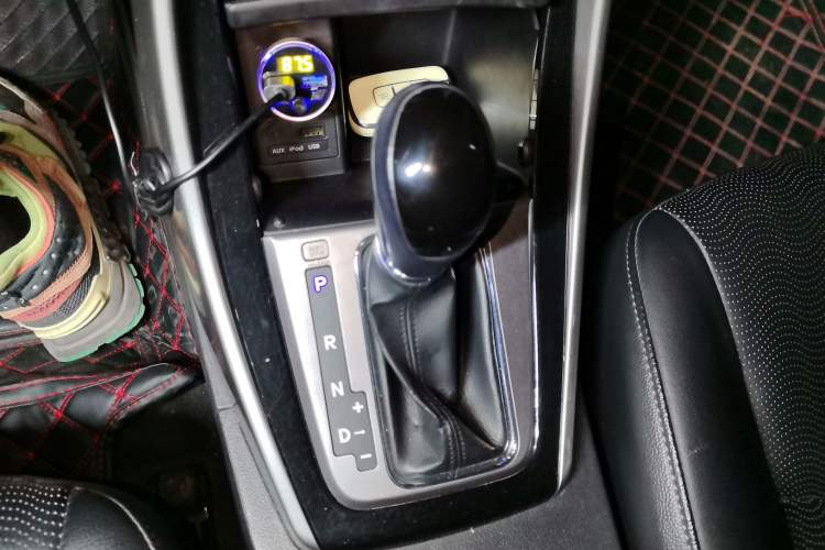 Used Hyundai Elantra (5th Generation / Langdong) 2013 1.6L Automatic Luxury Model Gear Lever
