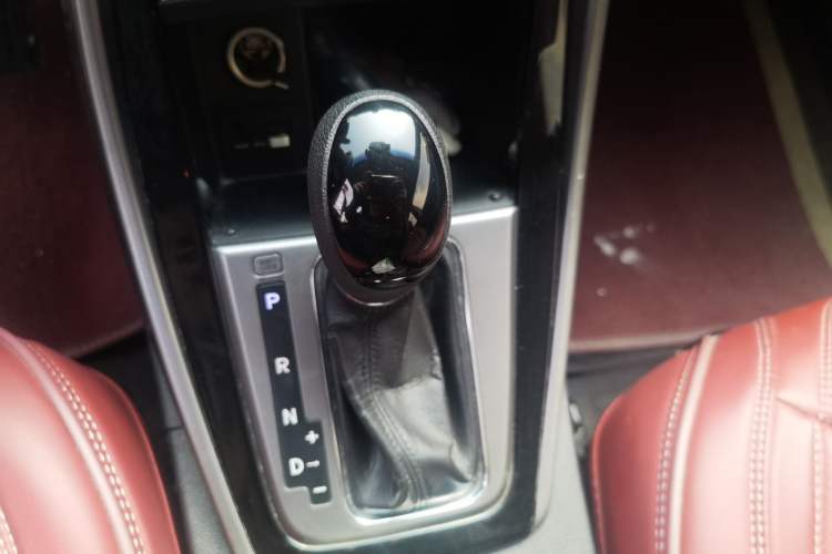 Used Hyundai Elantra (5th Generation / Langdong) 2013 1.6L Automatic Leading Model Gear Lever