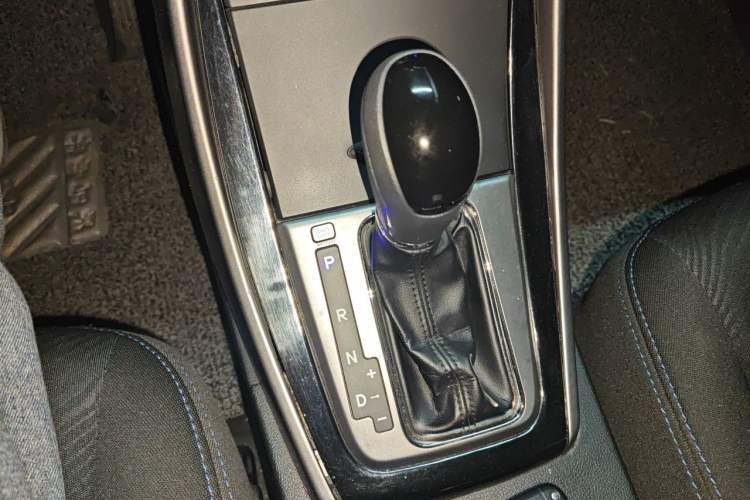 Used Hyundai Elantra (5th Generation / Langdong) 2013 1.6L Automatic Leading Model Gear Lever