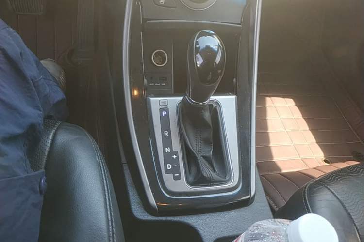 Used Hyundai Elantra (5th Generation / Langdong) 2013 1.6L Automatic Luxury Model Gear Lever