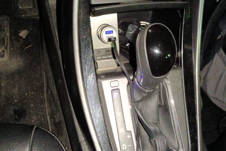 Used Hyundai Elantra (5th Generation / Langdong) 2013 1.6L Automatic Leading Model Gear Lever