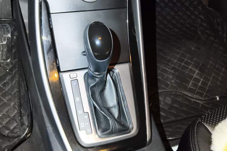 Used Hyundai Elantra (5th Generation / Langdong) 2013 1.6L Automatic Leading Model Gear Lever