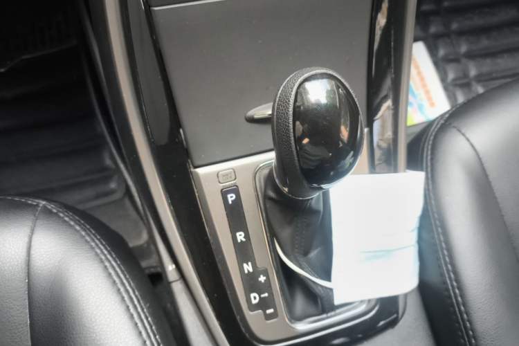 Used Hyundai Elantra (5th Generation / Langdong) 2013 1.6L Automatic Leading Model Gear Lever