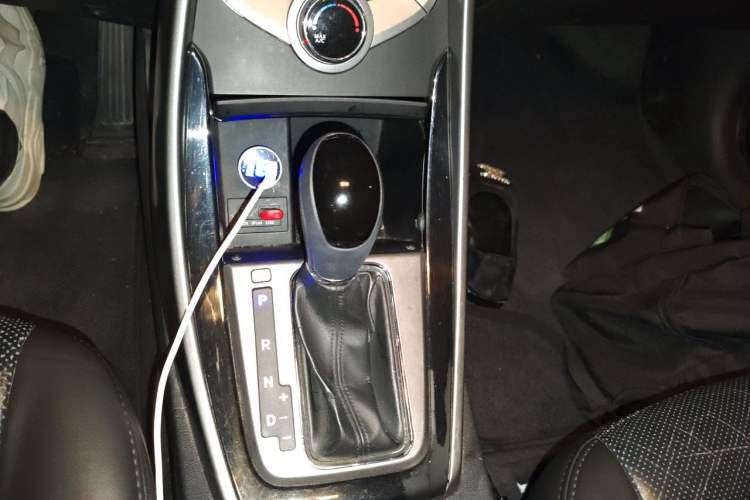 Used Hyundai Elantra (5th Generation / Langdong) 2013 1.6L Automatic Leading Model Gear Lever