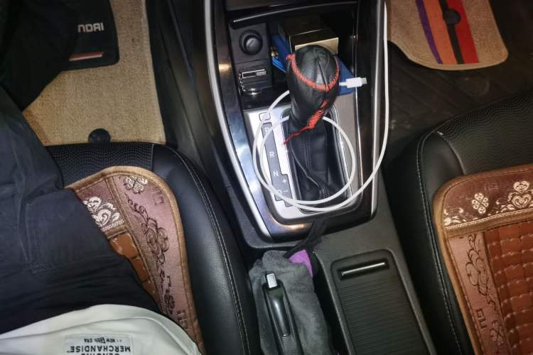 Used Hyundai Elantra (5th Generation / Langdong) 2013 1.6L Automatic Leading Model Gear Lever