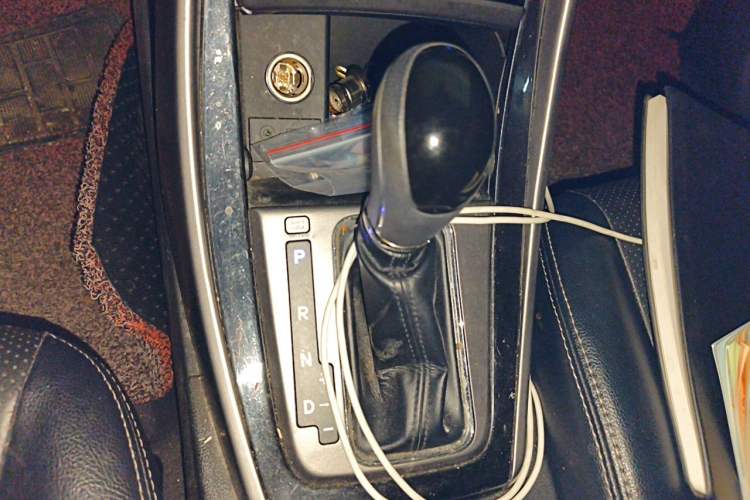 Used Hyundai Elantra (5th Generation / Langdong) 2013 1.6L Automatic Leading Model Gear Lever