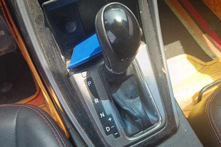 Used Hyundai Elantra (5th Generation / Langdong) 2013 1.6L Automatic Leading Model Gear Lever