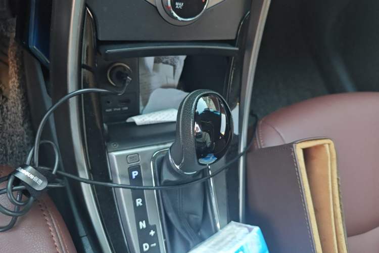 Used Hyundai Elantra (5th Generation / Langdong) 2013 1.6L Automatic Leading Model Gear Lever