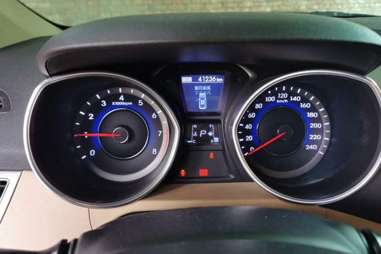Used Hyundai Elantra (5th Generation / Langdong) 2013 1.6L Automatic Leading Model Instrument Cluster