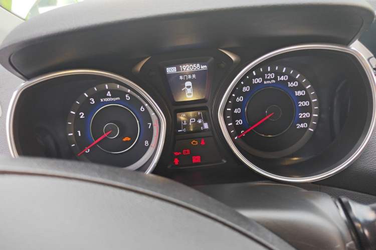 Used Hyundai Elantra (5th Generation / Langdong) 2013 1.6L Automatic Luxury Model Instrument Cluster