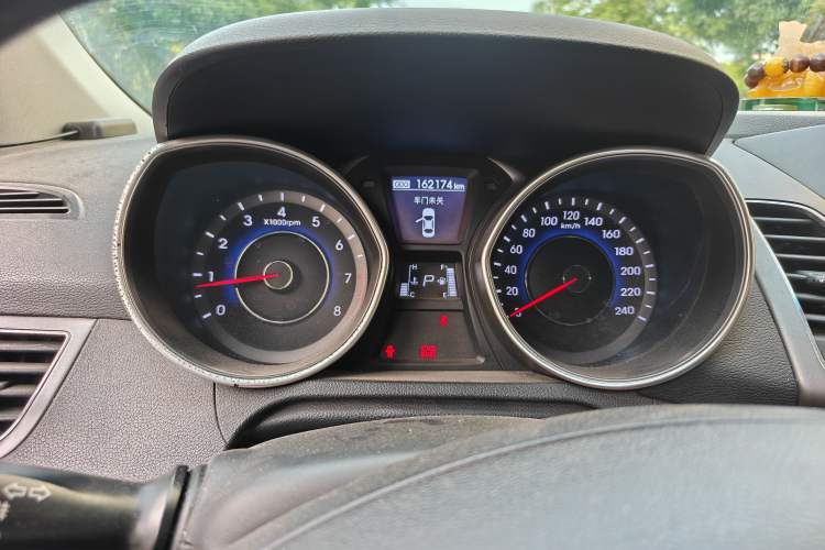 Used Hyundai Elantra (5th Generation / Langdong) 2013 1.6L Automatic Luxury Model Instrument Cluster