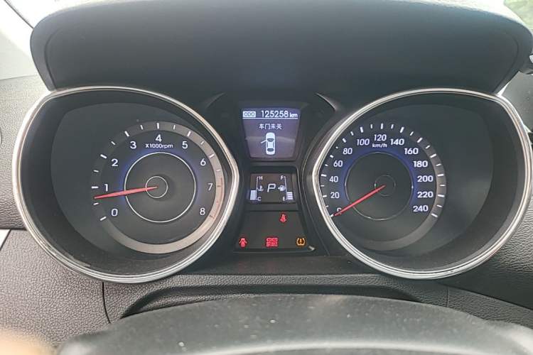Used Hyundai Elantra (5th Generation / Langdong) 2013 1.6L Automatic Leading Model Instrument Cluster