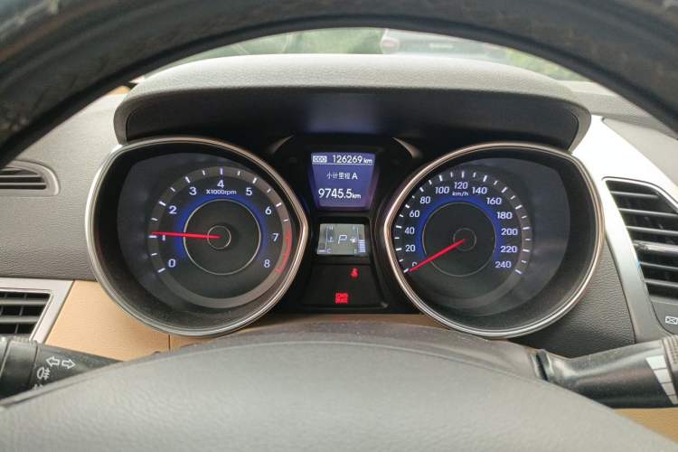 Used Hyundai Elantra (5th Generation / Langdong) 2013 1.6L Automatic Luxury Model Instrument Cluster